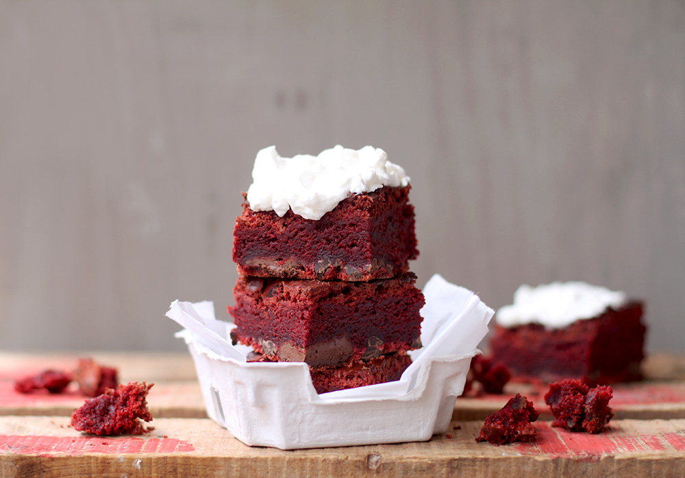 Red velvet brownie
