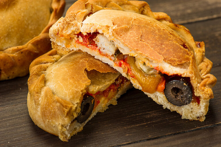 Empanada pescado y sofrito